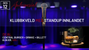 En mikrofon på scenen med detaljer om arrangementet: Rosie på Central Scene presenterer Standup Innlandet klubbkveld, 12. desember. Nyt en burger, drikke og billett for 495 kr. Blått og lilla scenelys i bakgrunnen.